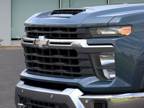 New 2026 Chevrolet Silverado 2500 LT AWD/4WD image 13