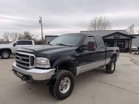 Used 2000 Ford F350 XL image 1