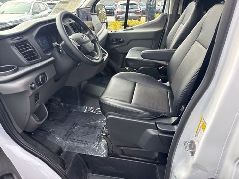 New 2026 Ford Transit 250 148 Medium Roof w/ Load Area Protection Package image 10