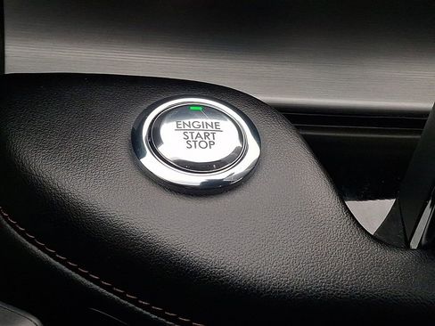 Used 2022 Lincoln Aviator AWD w/ Premium Package image 23