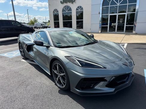 Used 2023 Chevrolet Corvette Stingray Preferred Cpe w/ Battery Protection Package RWD image 1