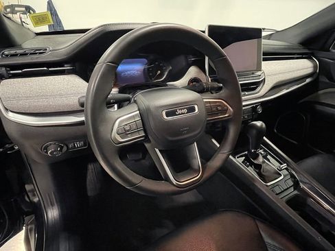 Used 2024 Jeep Compass Latitude AWD/4WD image 22