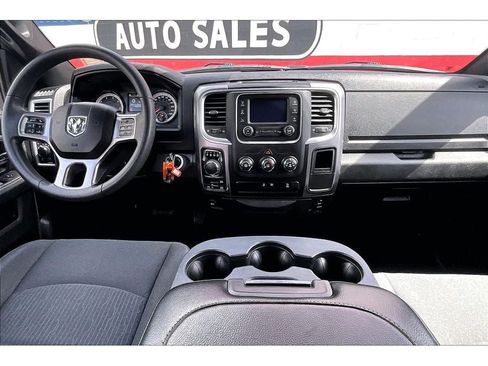 Used 2024 RAM 1500 Classic Warlock AWD/4WD image 16