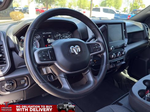 Used 2024 RAM 3500 Tradesman w/ Chrome Appearance Group AWD/4WD image 16