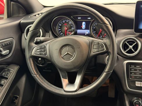 Used 2019 Mercedes-Benz CLA 250 image 17
