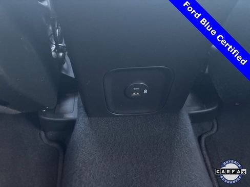 Certified 2022 Ford Escape SE w/ Cold Weather Package image 24