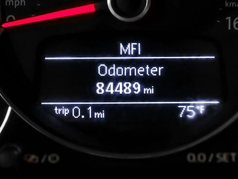 Used 2014 Volkswagen Beetle GSR image 56