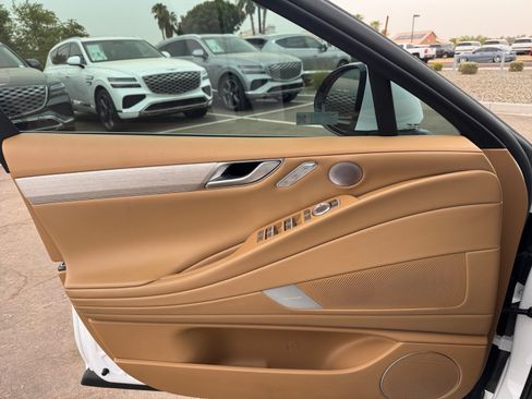 Used 2025 Genesis G80 2.5T Advanced AWD/4WD image 13
