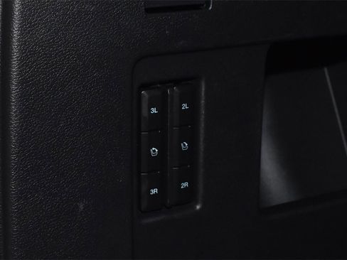 Used 2024 Ford Expedition Limited image 37