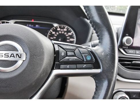 Used 2022 Nissan Altima 2.5 SV w/ SV Premium Package FWD image 19