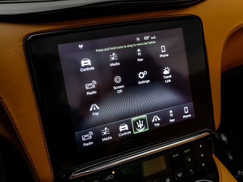 Used 2018 Maserati GranTurismo Sport image 74