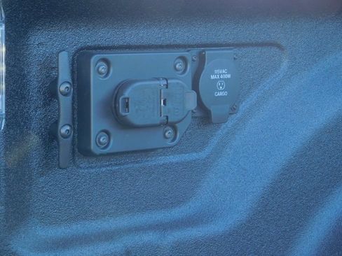 Used 2024 RAM 3500 Big Horn image 29