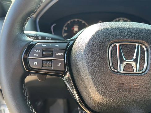 Used 2025 Honda Civic Sport image 20