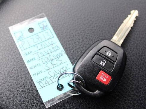 Used 2016 Toyota Tacoma SR5 image 26