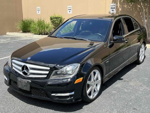 Used 2012 Mercedes-Benz C 250 Sedan image 23