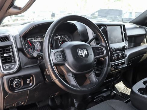 Used 2024 RAM 3500 Tradesman w/ Chrome Appearance Group AWD/4WD image 19