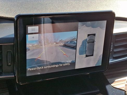 Used 2022 Ford Explorer Limited w/ Equipment Group 301A image 18