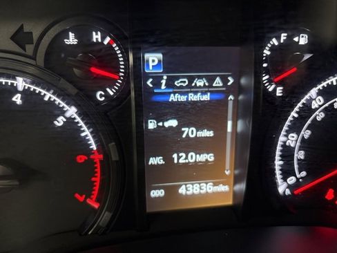 Certified 2024 Toyota 4Runner SR5 image 21