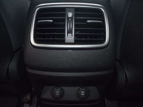 Used 2019 Kia Sorento FWD V6 image 31