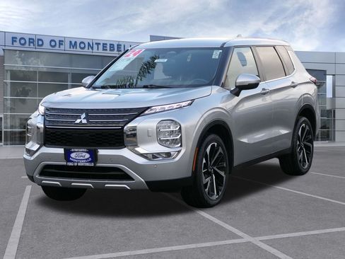 Used 2024 Mitsubishi Outlander SE AWD/4WD image 7
