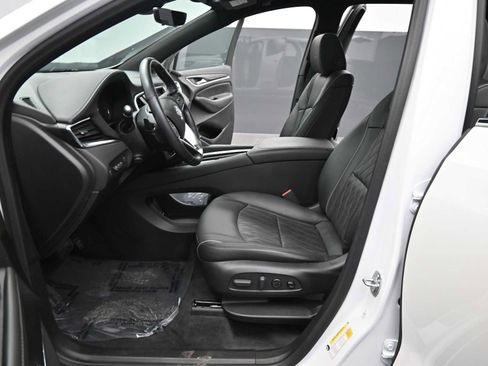 Used 2023 Buick Enclave Avenir w/ Avenir Technology Package image 15