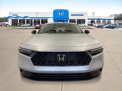 New 2025 Honda Accord SE image 8