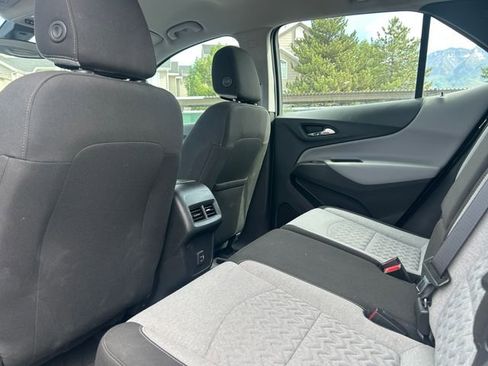 Used 2022 Chevrolet Equinox LS w/ LPO, Floor Liner Package AWD/4WD image 29