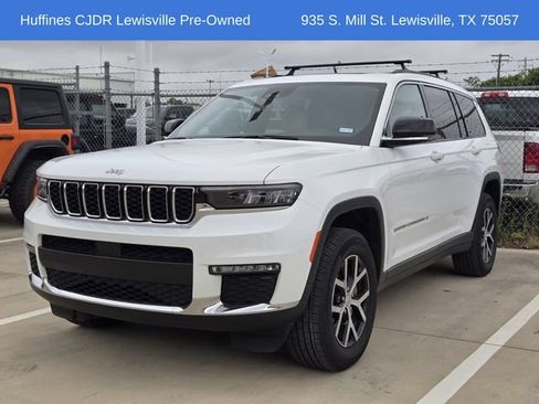 Used 2025 Jeep Grand Cherokee L Limited w/ Trailer Tow Package AWD/4WD image 3