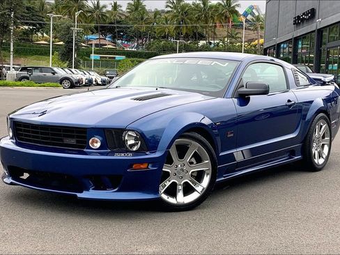 Used 2006 Ford Mustang GT RWD image 2