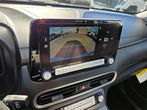 Used 2023 Hyundai Kona SEL image 26