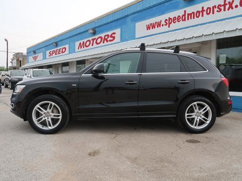 Used 2017 Audi Q5 3.0T Prestige w/ Prestige Package AWD/4WD image 3