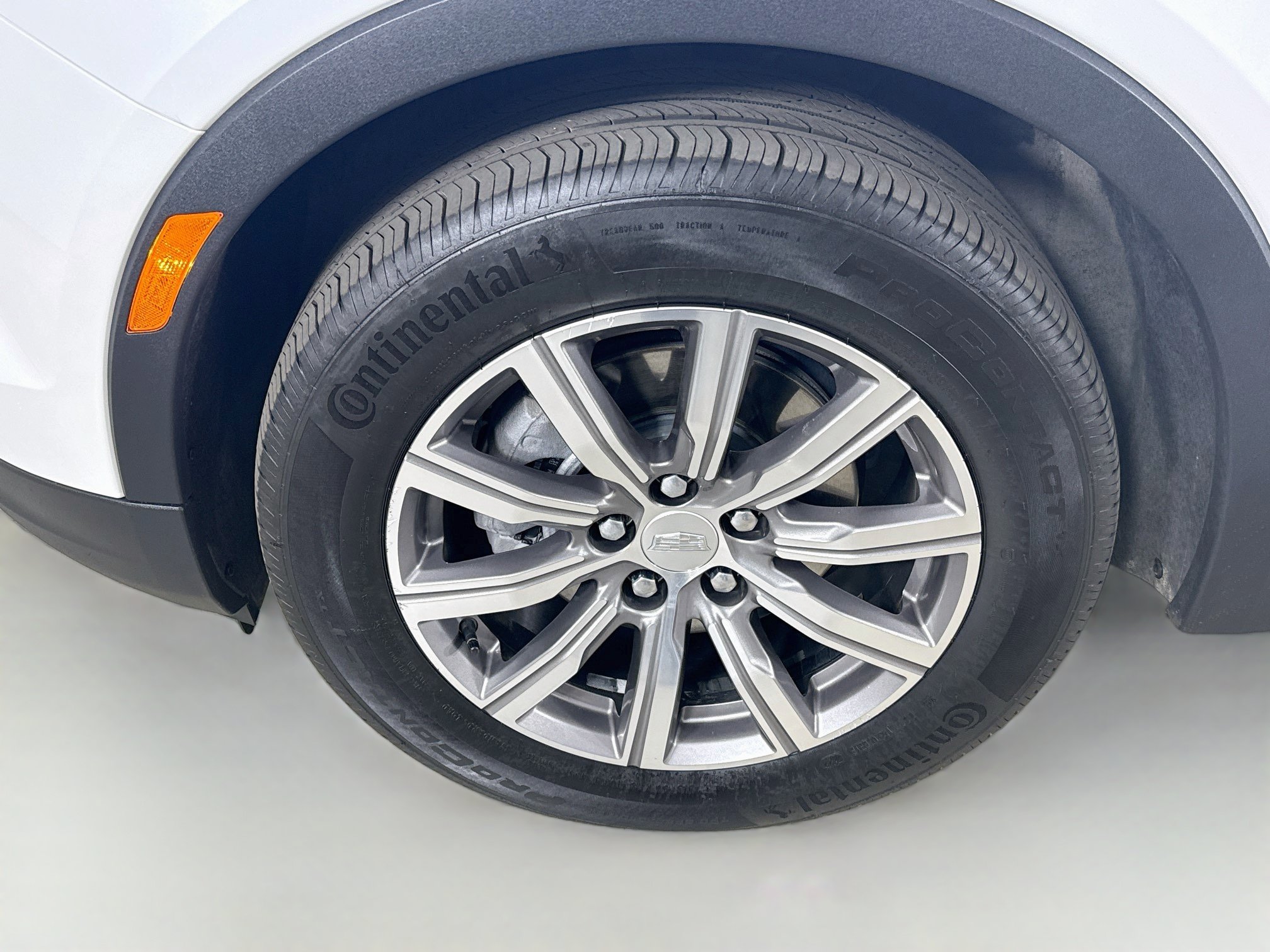 Certified 2023 Cadillac XT4 Sport w/ Sun And Sound Package AWD/4WD image 36