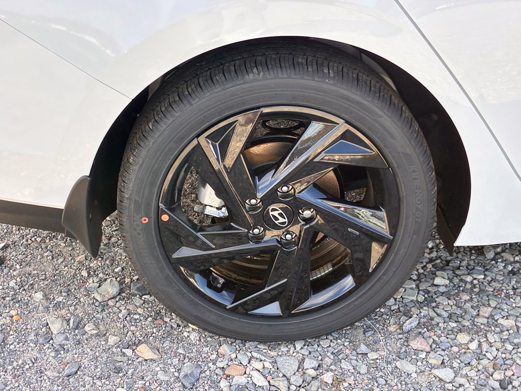 New 2026 Hyundai Elantra SEL Sport FWD image 44