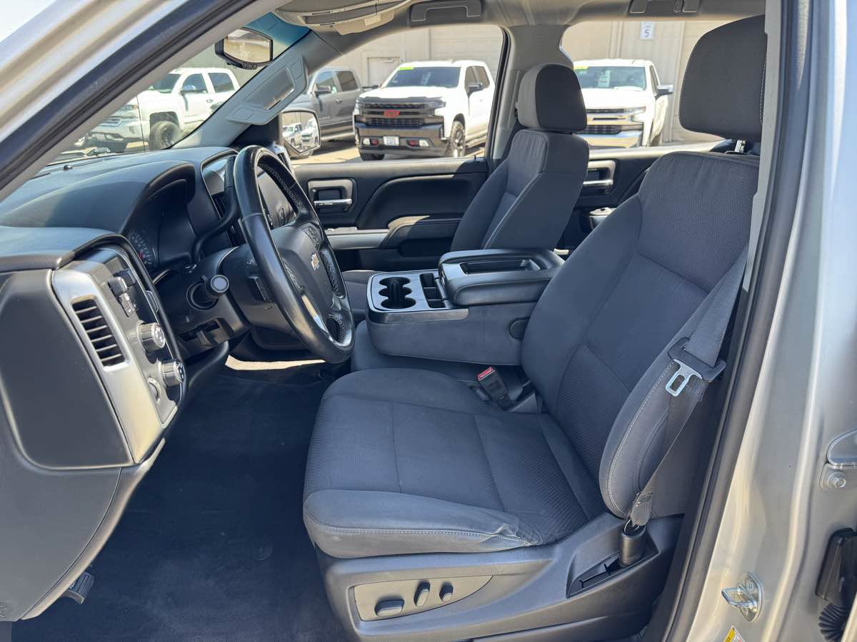 Used 2018 Chevrolet Silverado 1500 LT w/ All Star Edition AWD/4WD image 21