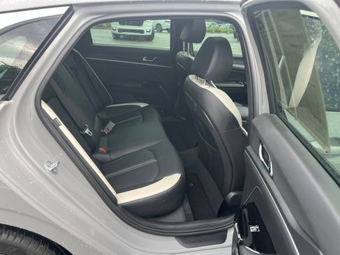 Used 2025 Kia K5 GT-Line w/ GT-Line Premium Package FWD image 35