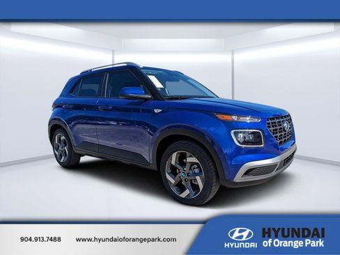 New 2025 Hyundai Venue Limited image 1