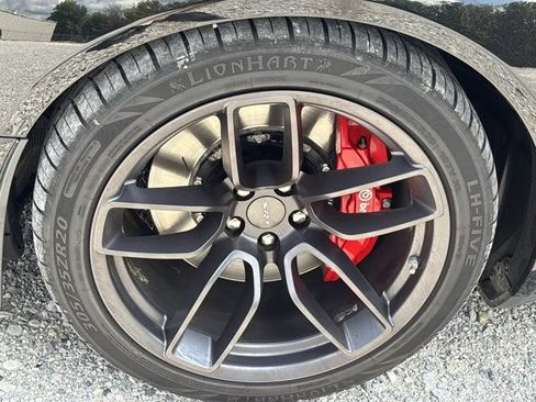 Used 2019 Dodge Challenger SRT Hellcat Redeye RWD image 10