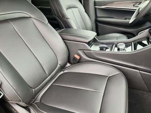 New 2026 Jeep Grand Cherokee L Limited AWD/4WD image 14