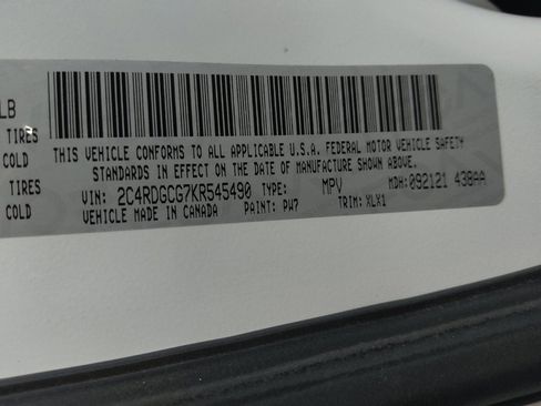 Used 2019 Dodge Grand Caravan SXT image 33