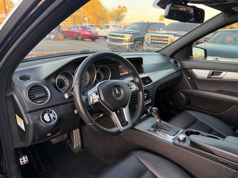 Used 2014 Mercedes-Benz C 250 Sedan image 16