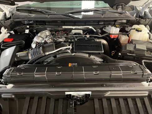 Certified 2024 GMC Sierra 2500 SLE w/ Preferred Package image 22