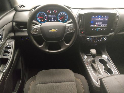 Used 2021 Chevrolet Traverse LS FWD image 22