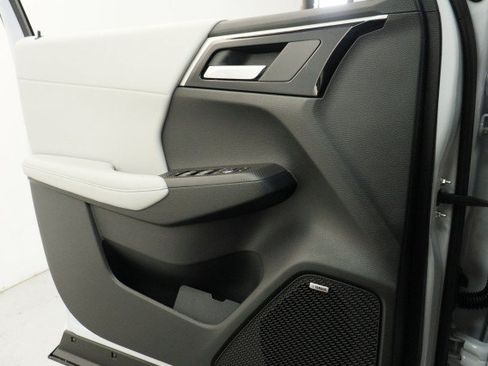New 2026 Mitsubishi Outlander SE FWD image 15