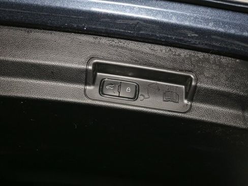 Used 2023 Ford Explorer ST-Line w/ Class IV Trailer Tow Package image 12