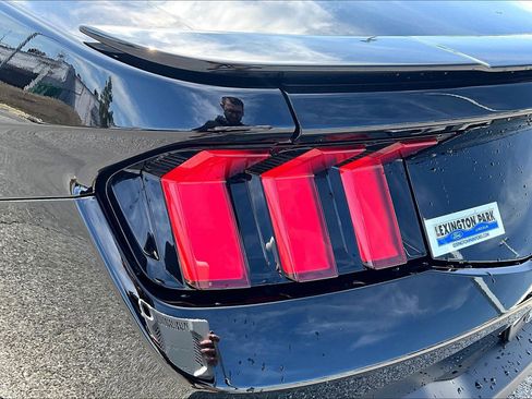 Used 2025 Ford Mustang GT image 23