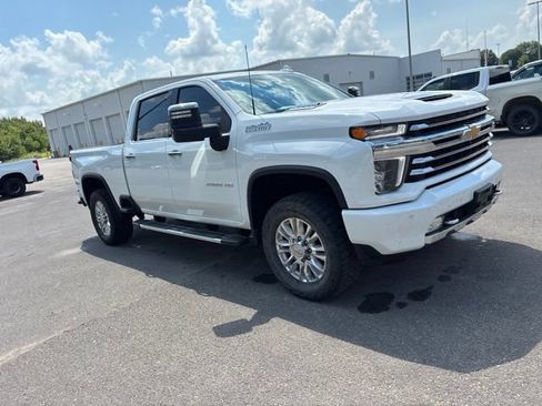 Used 2022 Chevrolet Silverado 2500 High Country AWD/4WD image 6