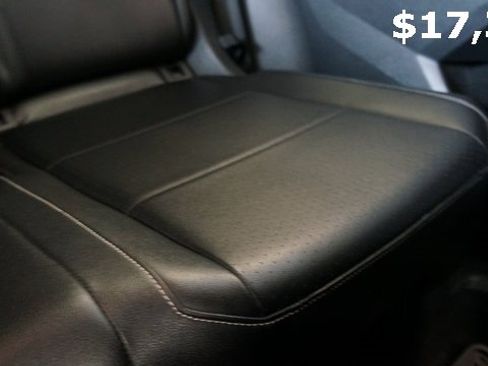 Certified 2021 Volkswagen Tiguan SE image 60