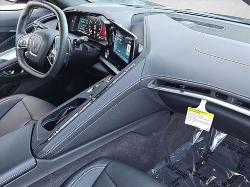 Used 2024 Chevrolet Corvette Stingray Coupe w/ 1LT image 18