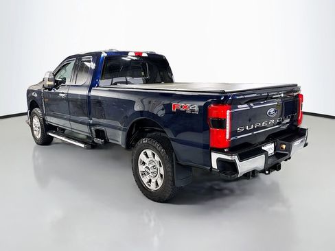 Used 2023 Ford F350 Lariat w/ Tow Technology Package image 9