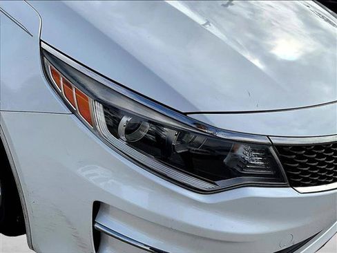 Used 2016 Kia Optima LX FWD image 28
